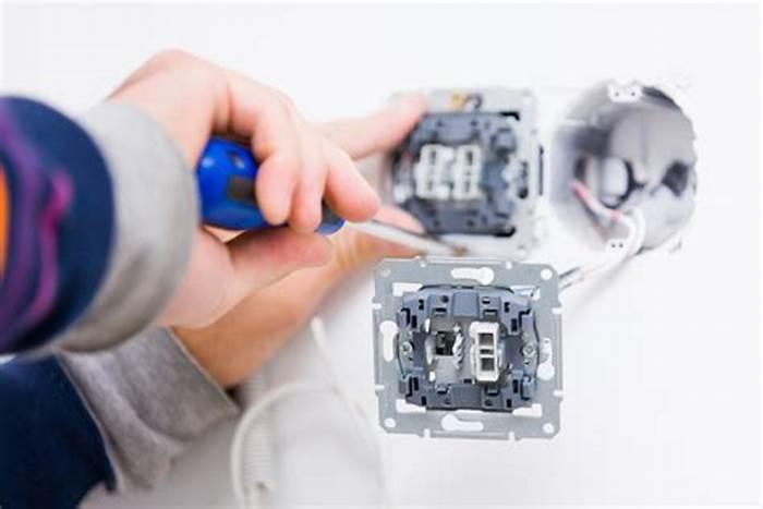 علت برق دار شدن سیم نول چیست؟