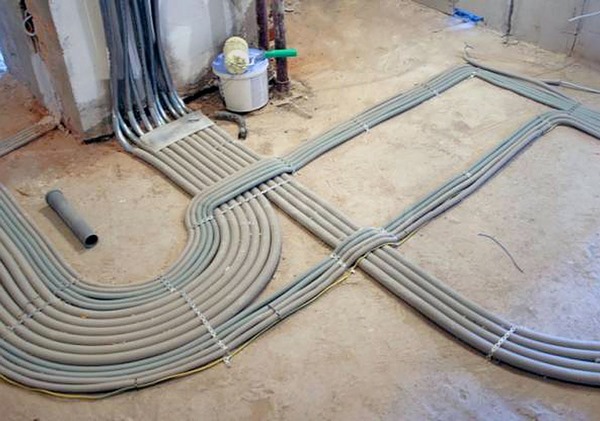 لوله برق و مراحل لوله کشی برق